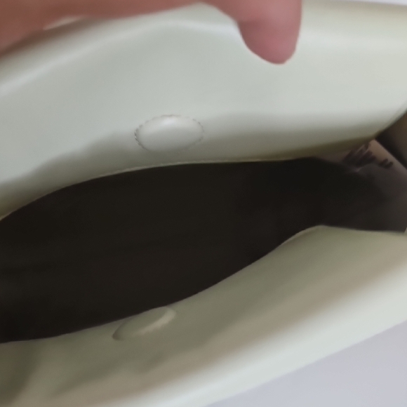 A New Day Light Green Crossbody Bag - Picture 6 of 9